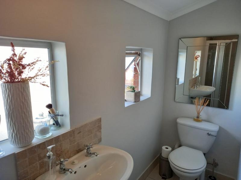 To Let 1 Bedroom Property for Rent in Durbanville Western Cape